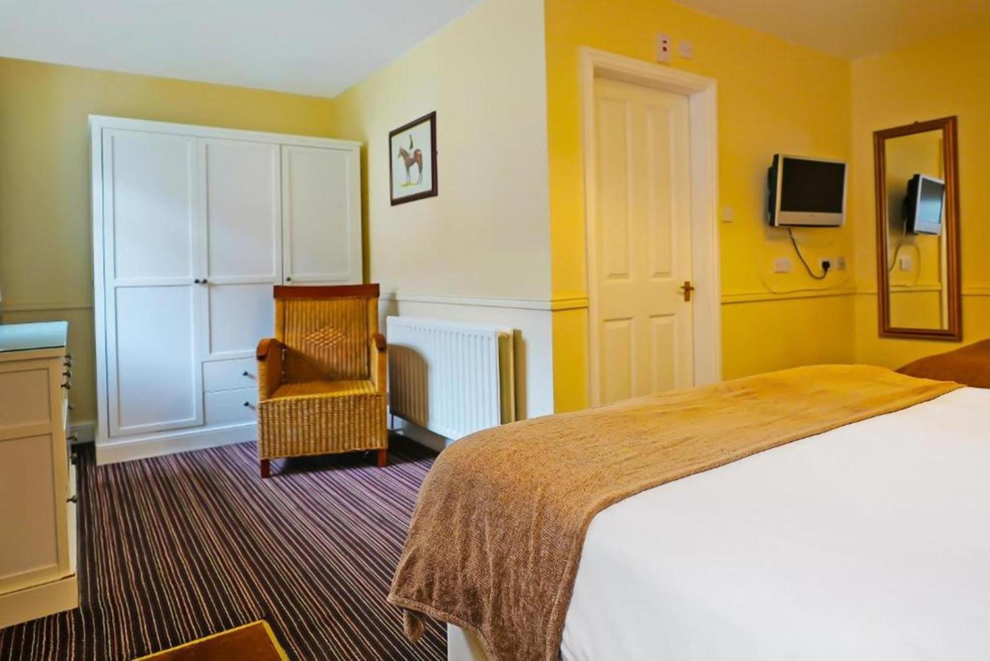 Oyo The White Horse, Ripon North Yorkshire Hotel Eksteriør billede